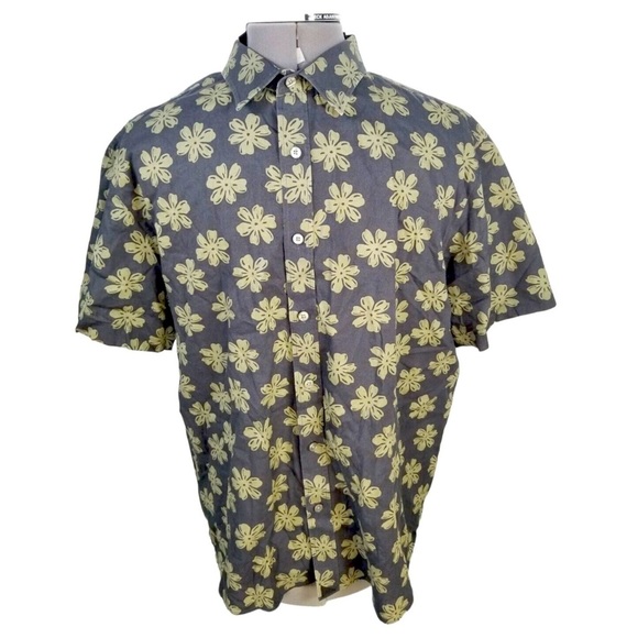 UNTUCKit Shirt Short Sleeve Button Up Mens M Floral Gray Pit To Pit 20” - Picture 3 of 4